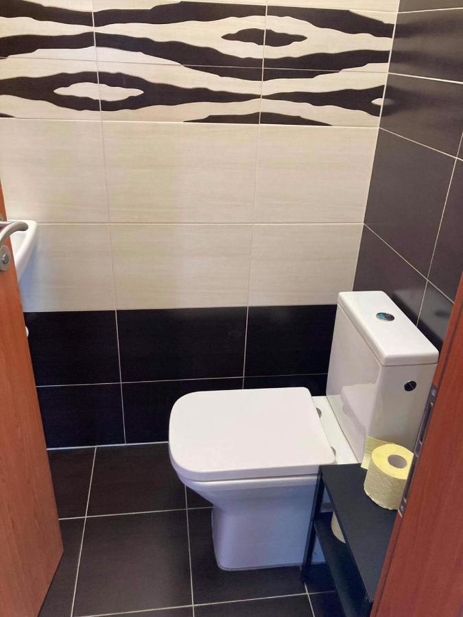 Prazdninovy Dum Na Palave S Vinnym Sklepem Milovice  Exterior photo