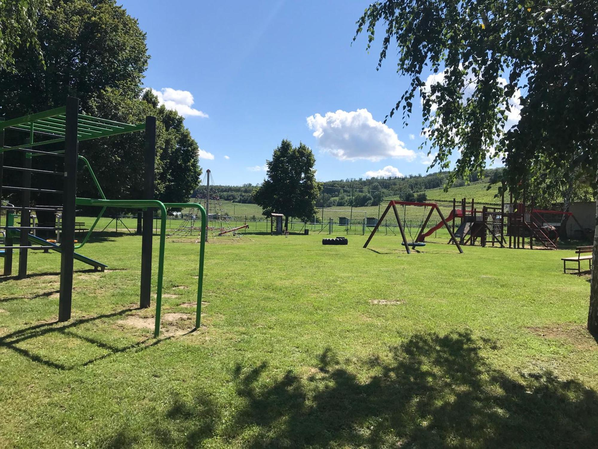 Prazdninovy Dum Na Palave S Vinnym Sklepem Milovice  Exterior photo